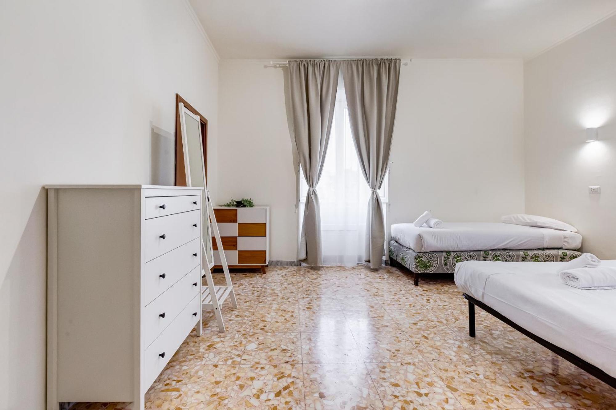Vivilo Collection - San Vito View Apartment - 3 Bdr 2 Baths ローマ エクステリア 写真