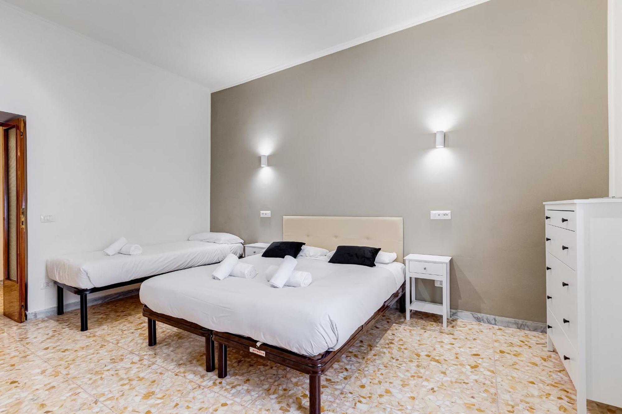 Vivilo Collection - San Vito View Apartment - 3 Bdr 2 Baths ローマ エクステリア 写真