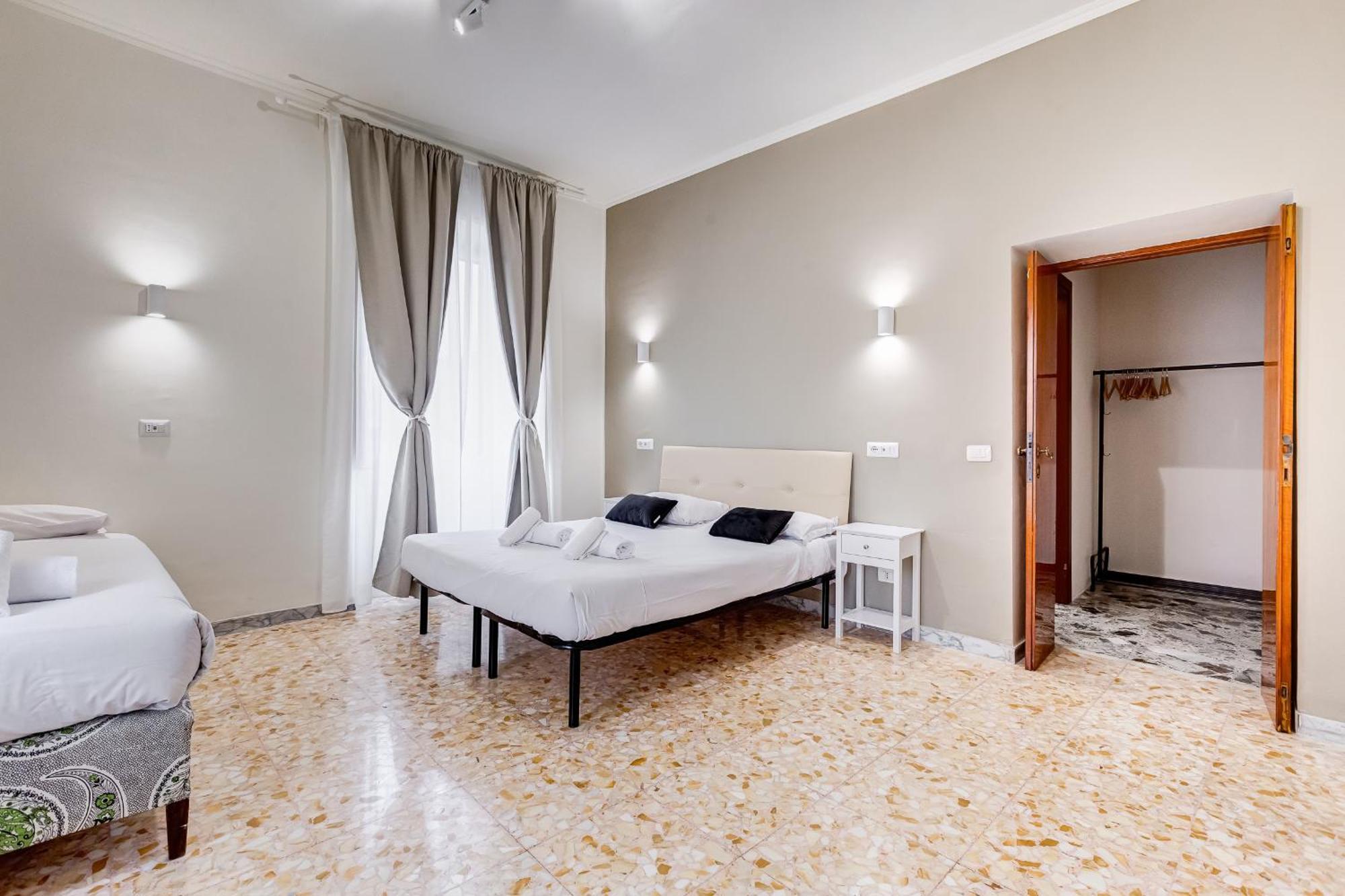 Vivilo Collection - San Vito View Apartment - 3 Bdr 2 Baths ローマ エクステリア 写真