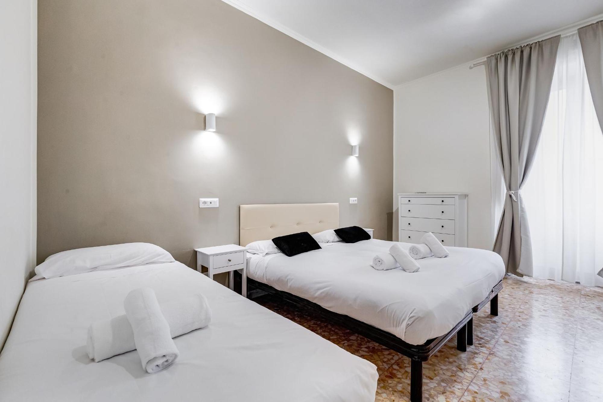 Vivilo Collection - San Vito View Apartment - 3 Bdr 2 Baths ローマ エクステリア 写真